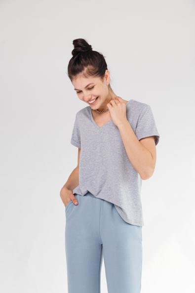 Футболка Gray с V вырезом MG-FW21-0238